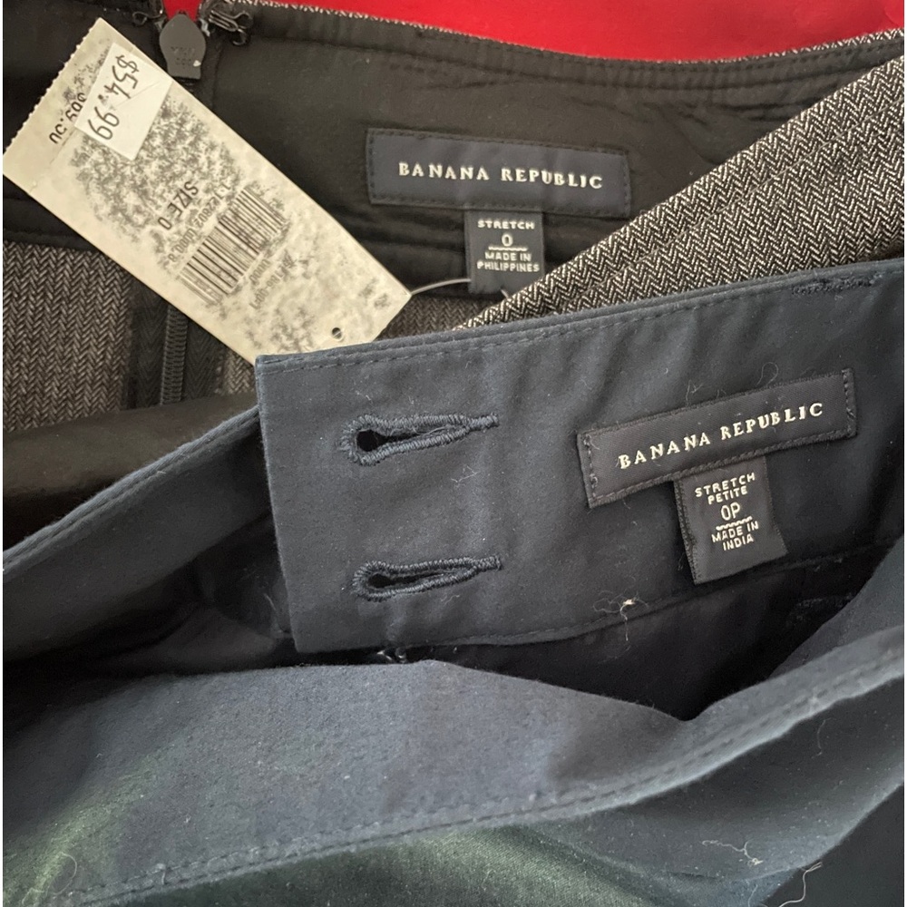 SET of 2 Banana Republic Pencil Skirts